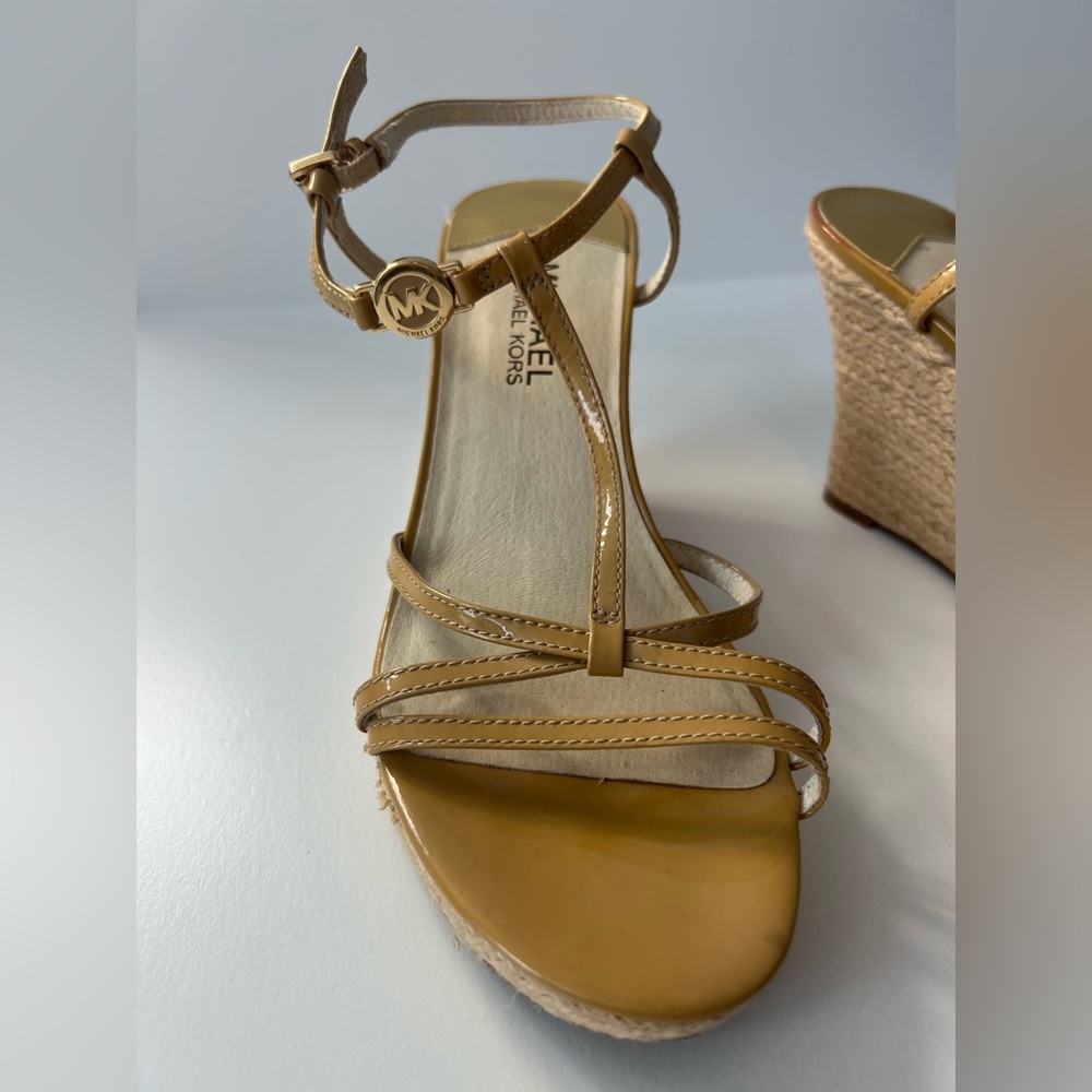 NWOT Michael Kors Kami T-Strap Wedge Sandals – Size 9 - Picture 6 of 7